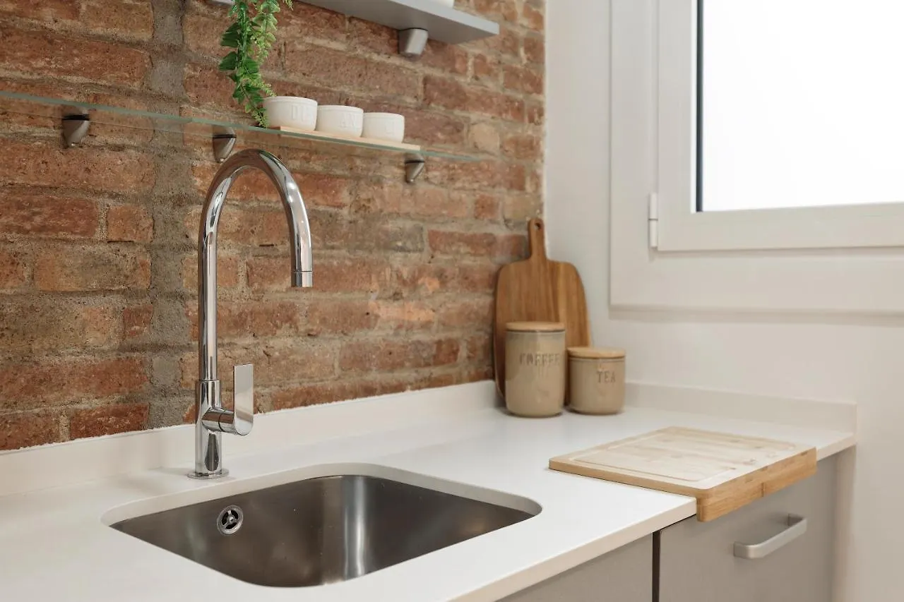 Keyfamily Chic Studio Apartment Barcelona 0*,
